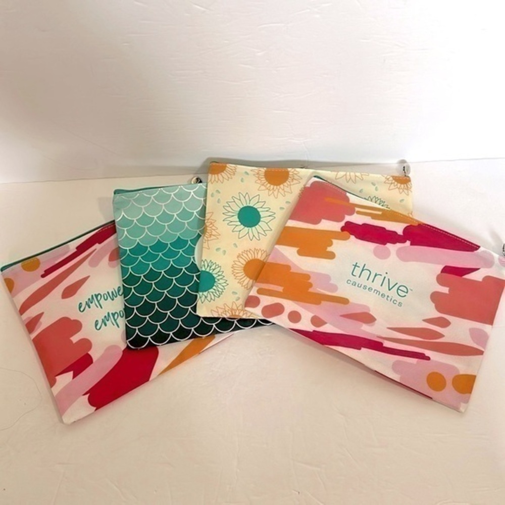 New Thrive Causemetics Cosmetic Makeup Bags Lot of 4 Inspirational Messages